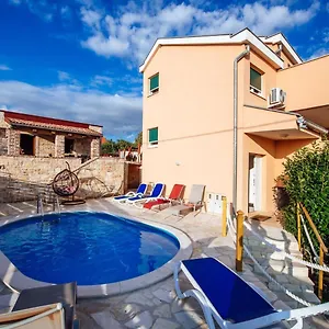 Splendid In Jasenice Ferienhaus Maslenica