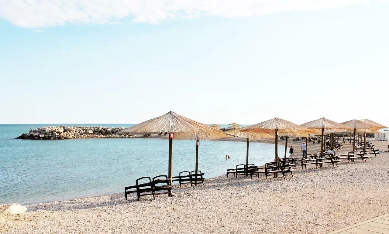 Boutique Apartment With Private Pool For Your Exclusive Use Novigrad Istria Horvátország